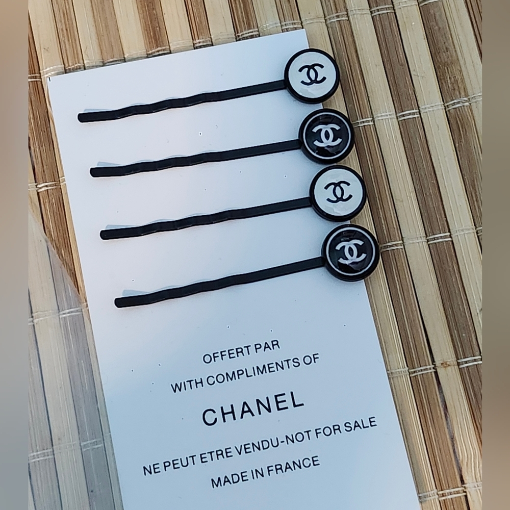 CHANEL Monochrome Logo Hair Accessories - Picture 3 of 5